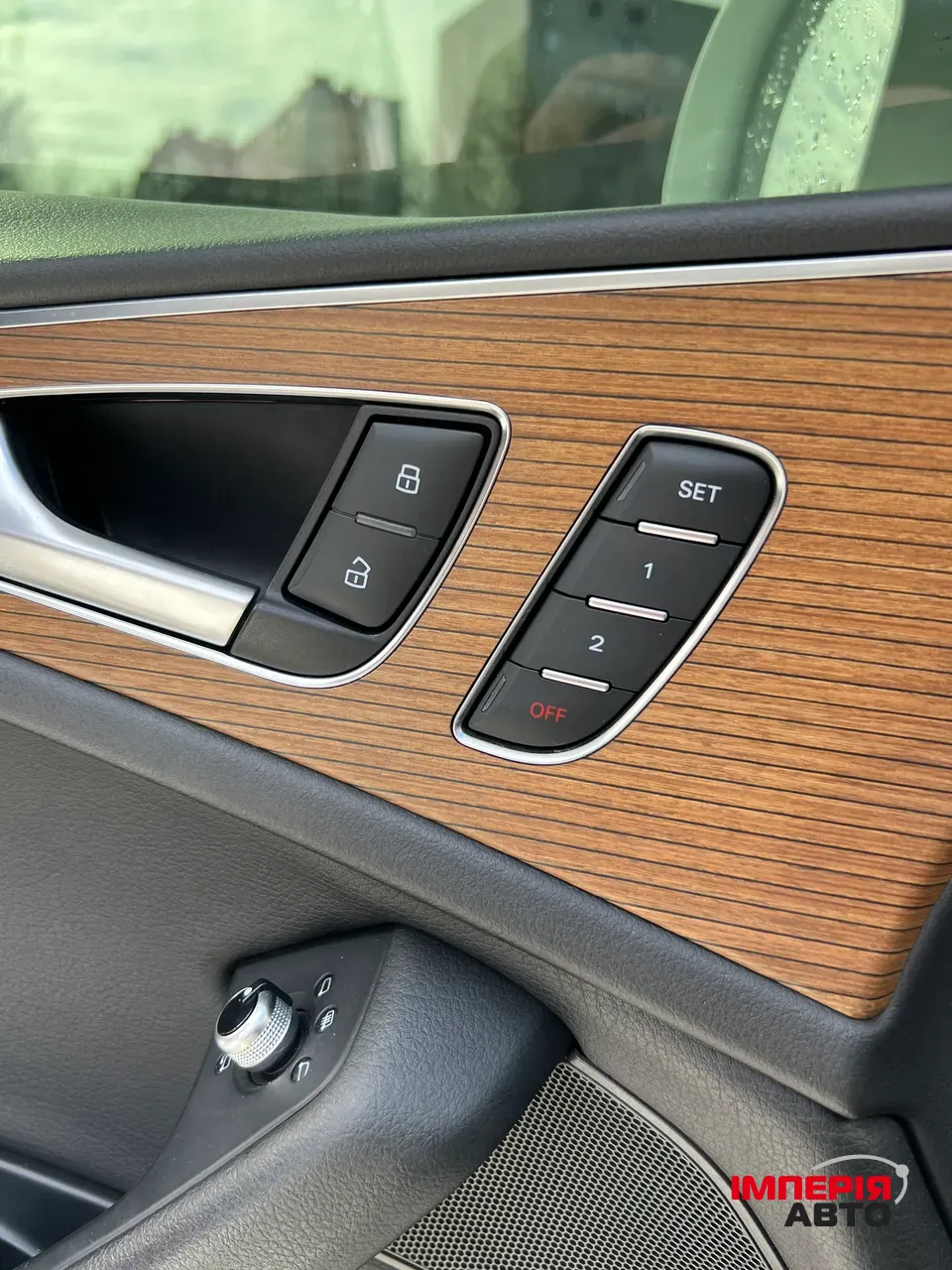 Audi A6 - фото 26