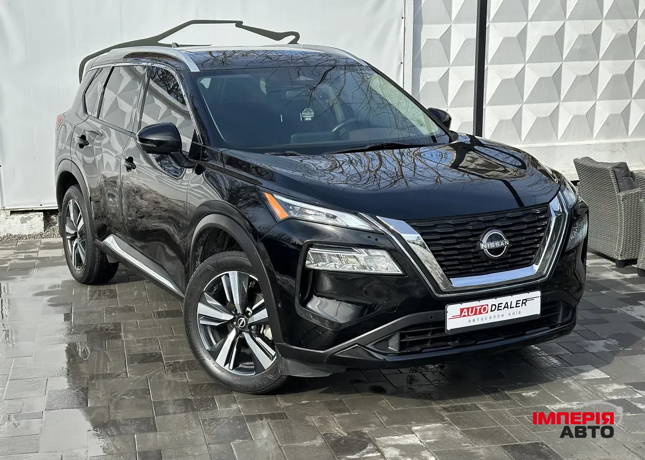 Nissan Rogue - фото 1