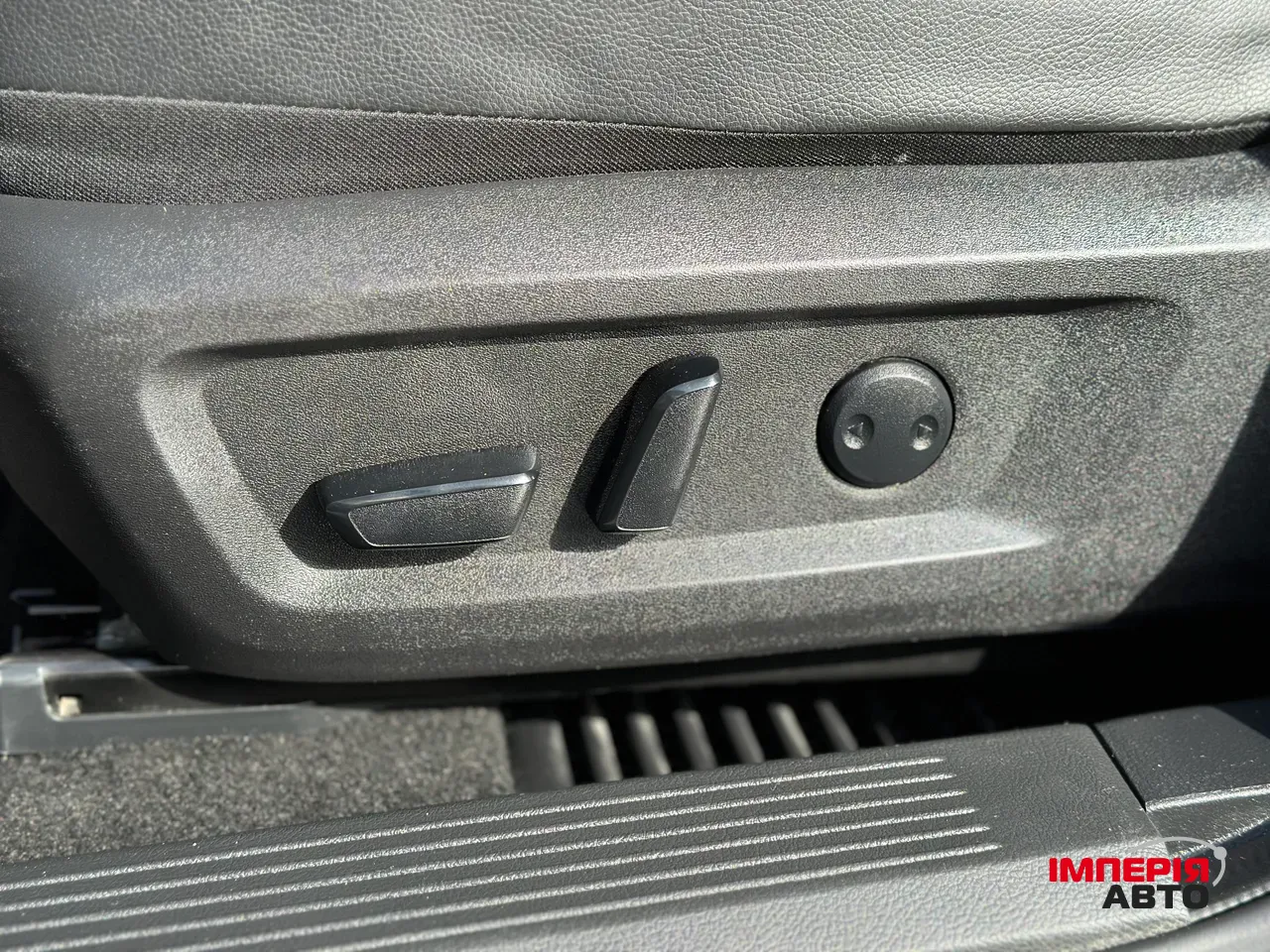 Nissan Rogue - фото 18