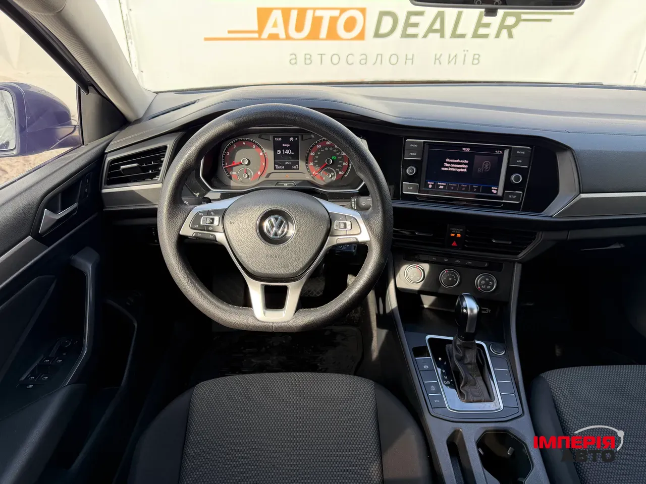 Volkswagen Jetta - фото 19