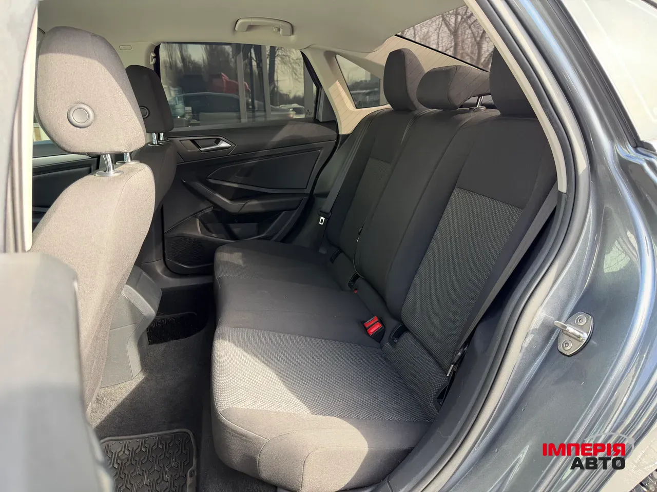 Volkswagen Jetta - фото 25