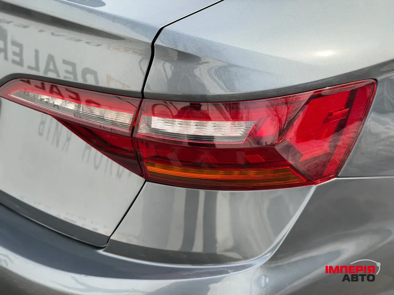 Volkswagen Jetta - фото 11