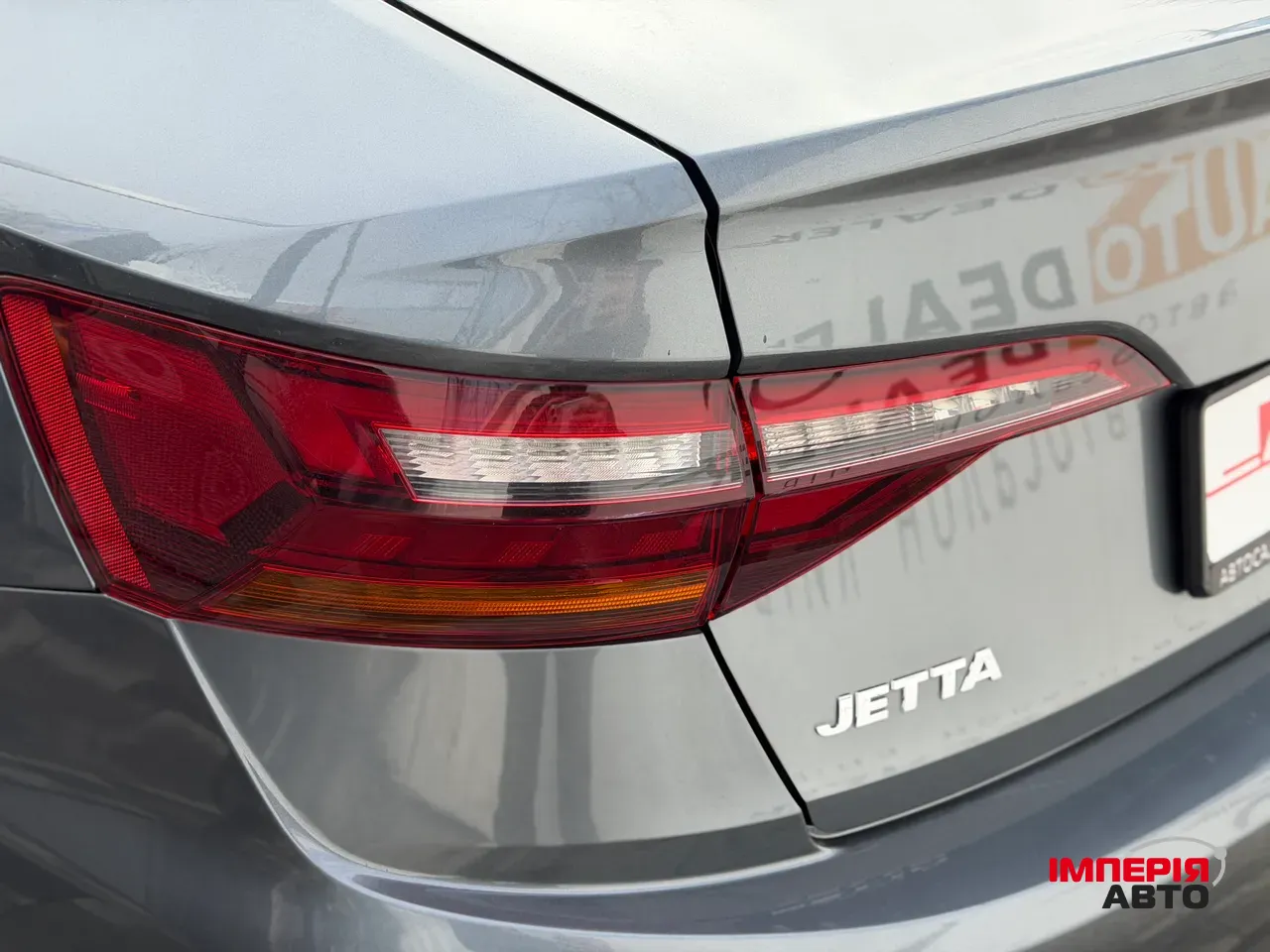 Volkswagen Jetta - фото 8