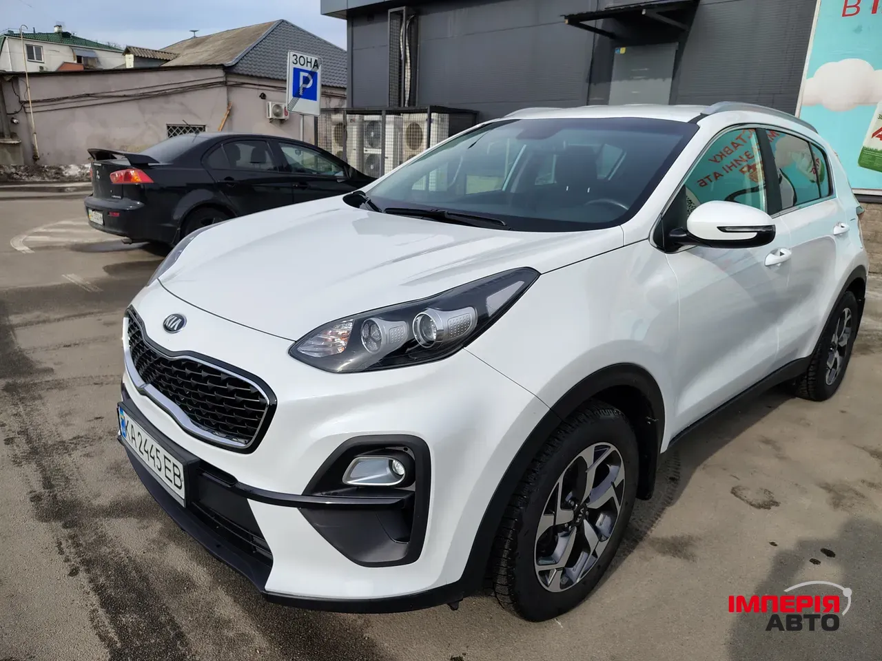 Kia Sportage - фото 1