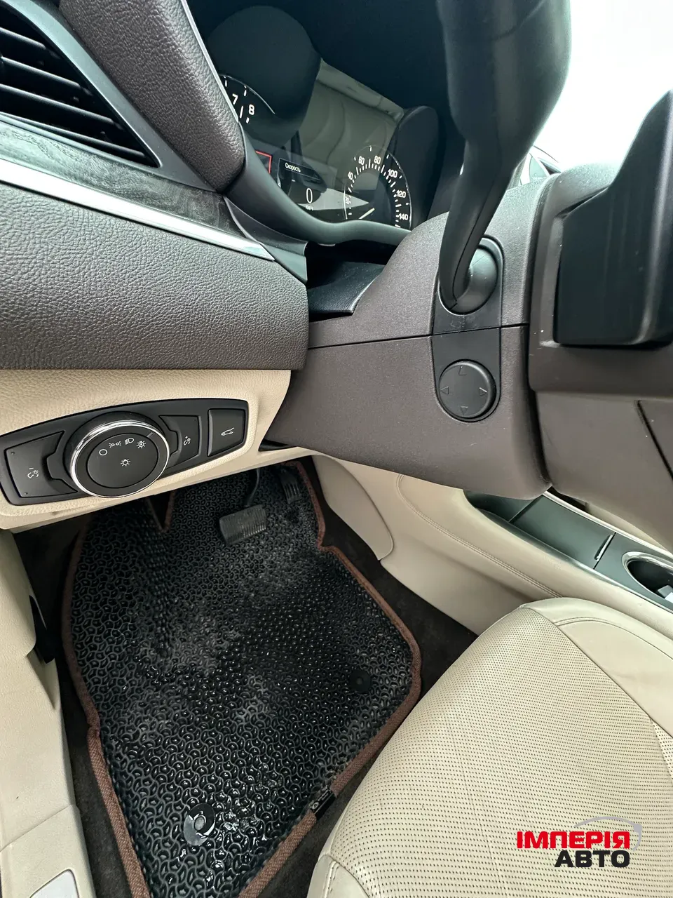 Lincoln MKC - фото 11