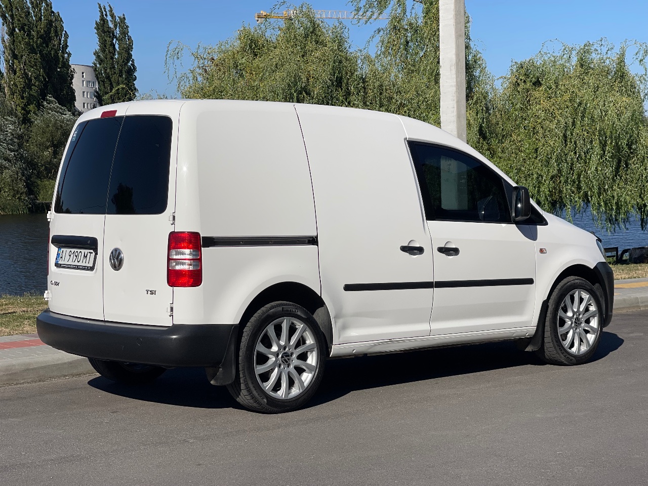 Volkswagen Caddy - фото 4