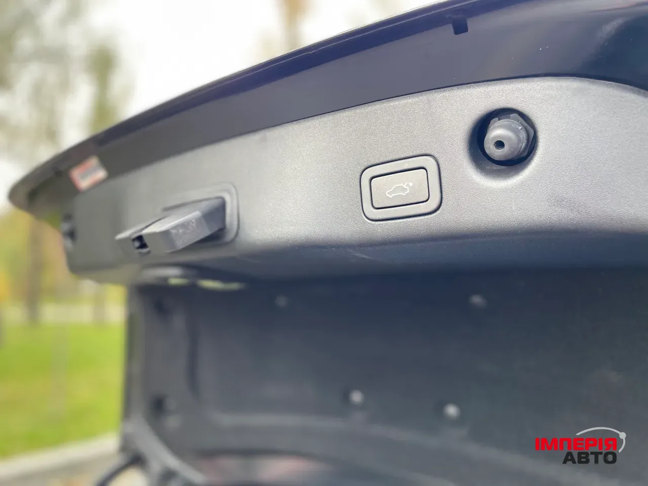 Jaguar XJ - фото 12