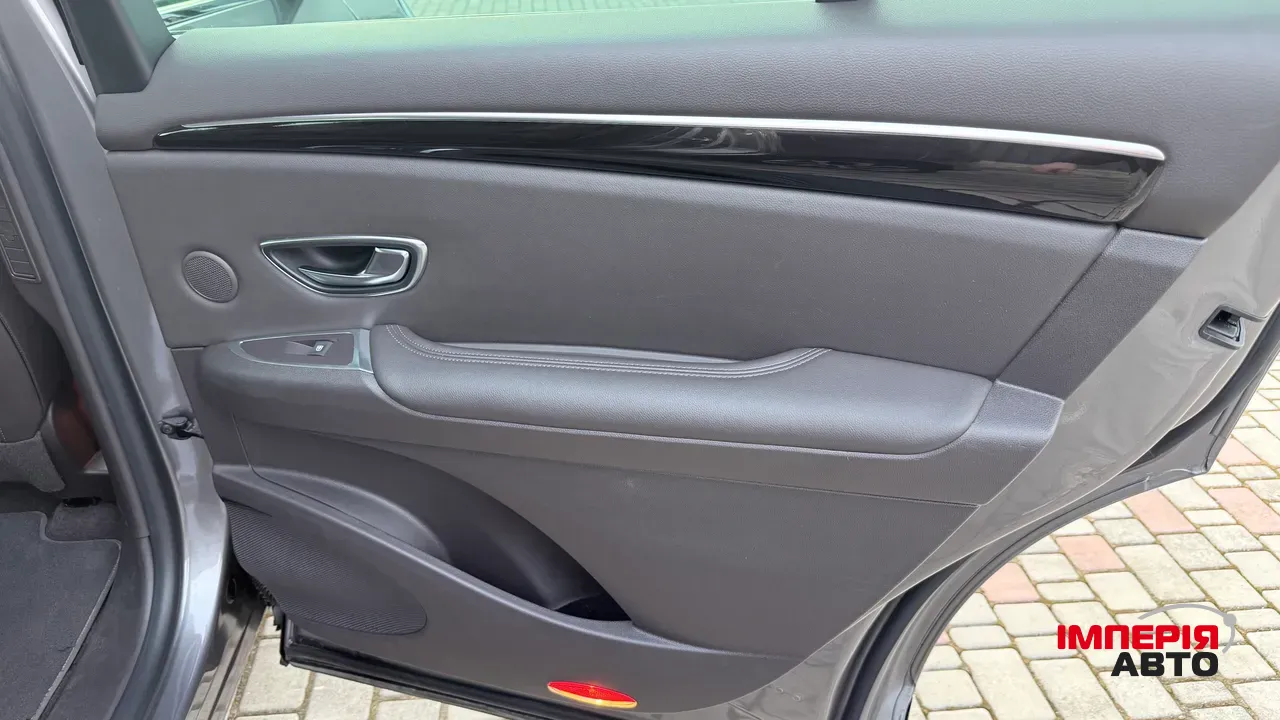 Renault Espace - фото 40