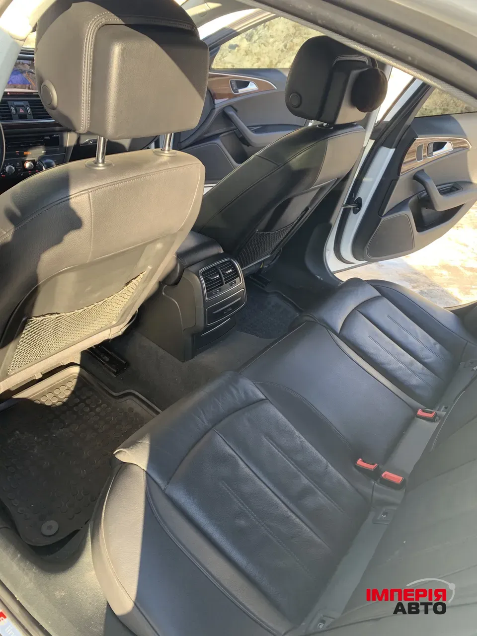 Audi A6 - фото 12