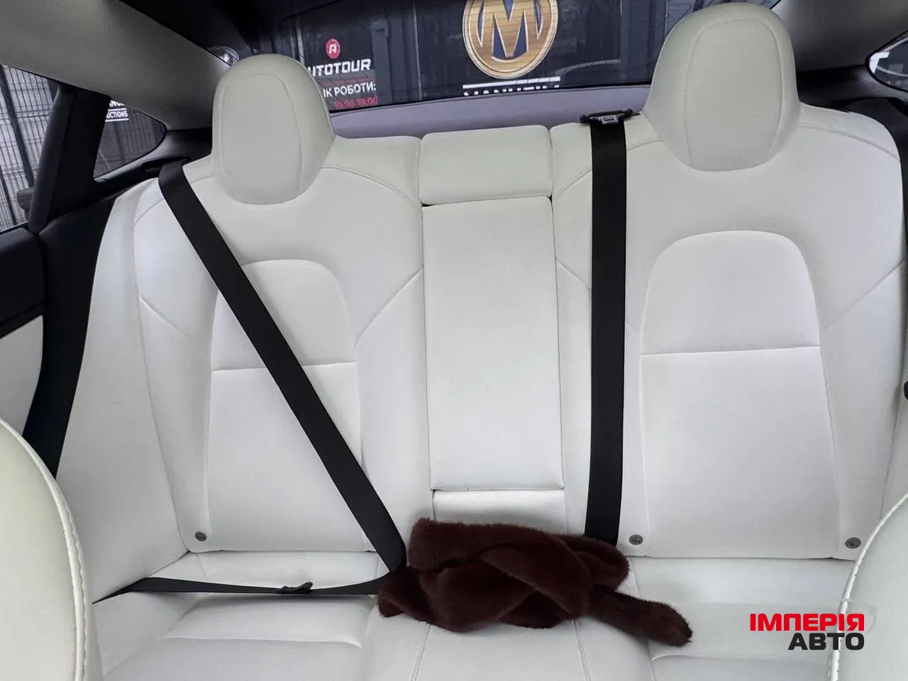 Tesla Model 3 - фото 7