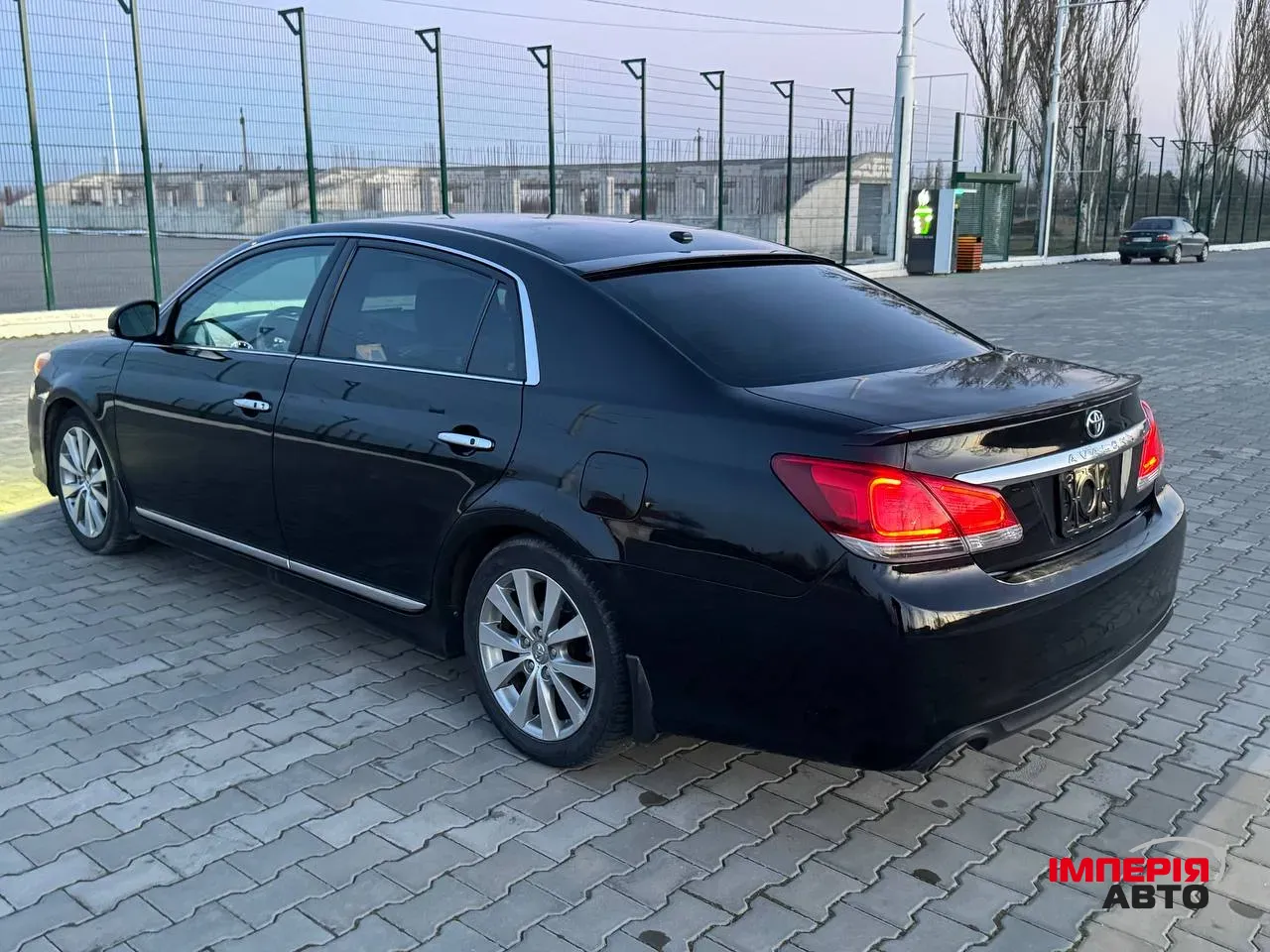 Toyota Avalon - фото 6