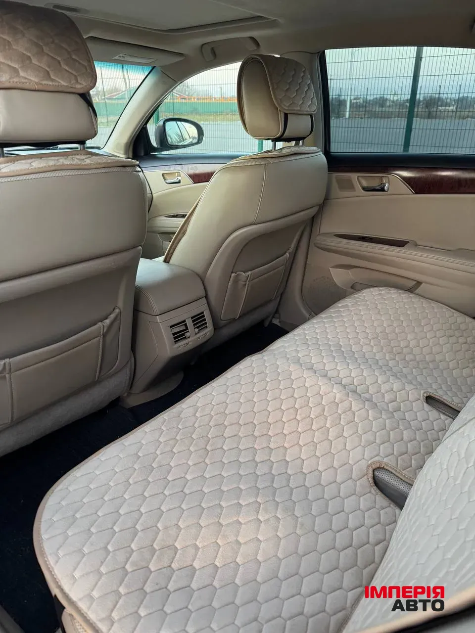 Toyota Avalon - фото 4