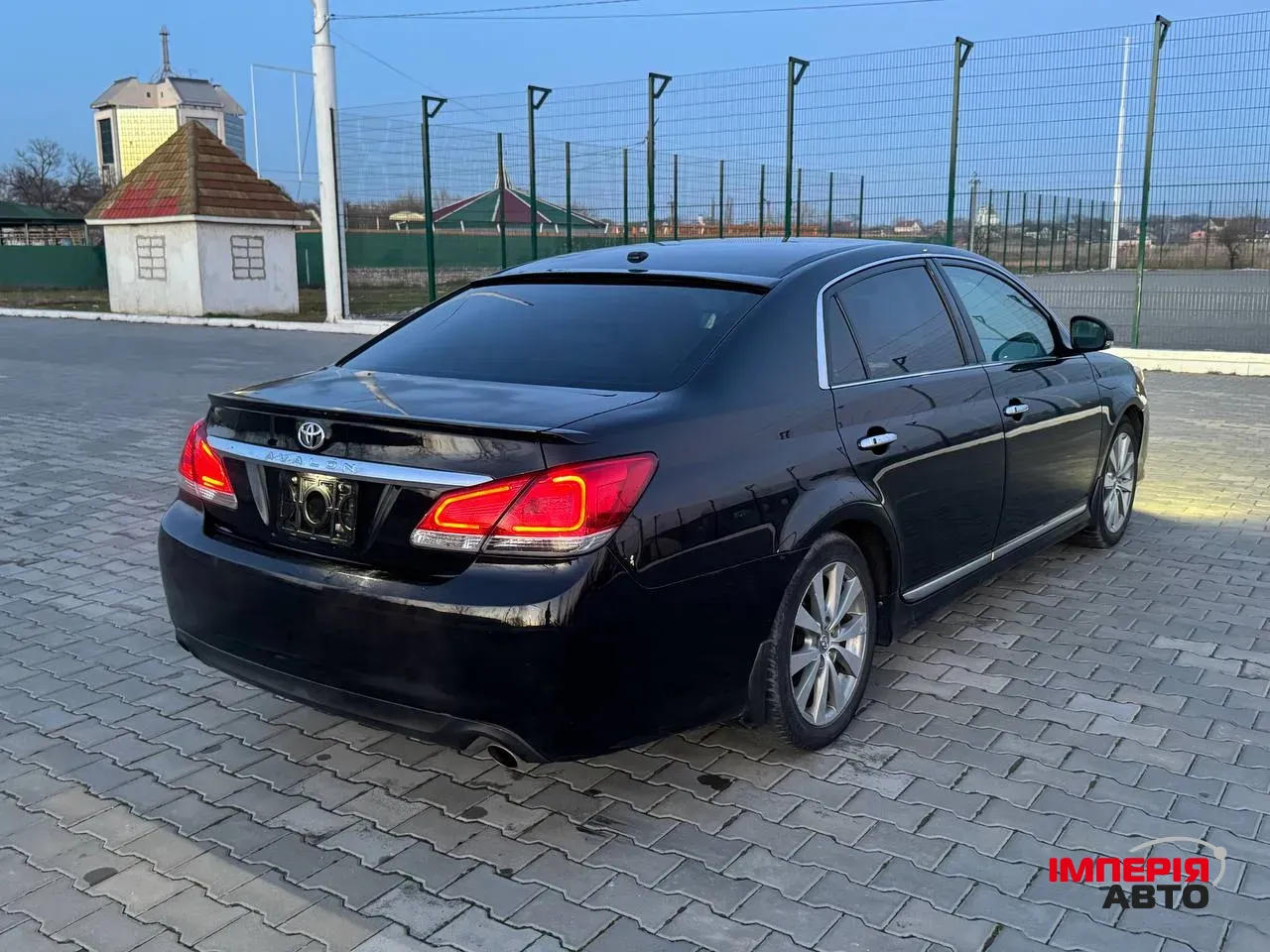 Toyota Avalon - фото 10