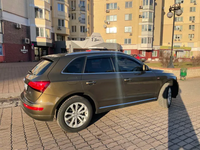 Audi Q5 - фото 3
