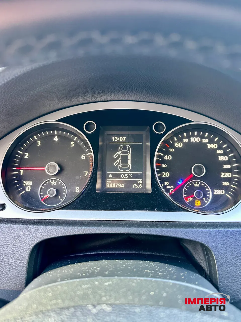 Volkswagen Passat - фото 12