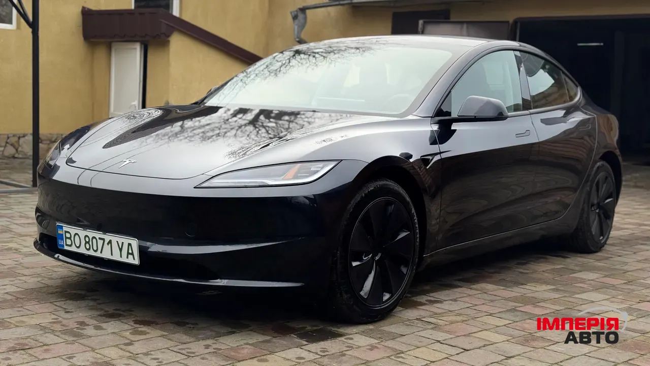 Tesla Model 3 - фото 3