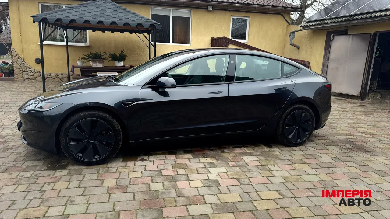 Tesla Model 3 - фото 4