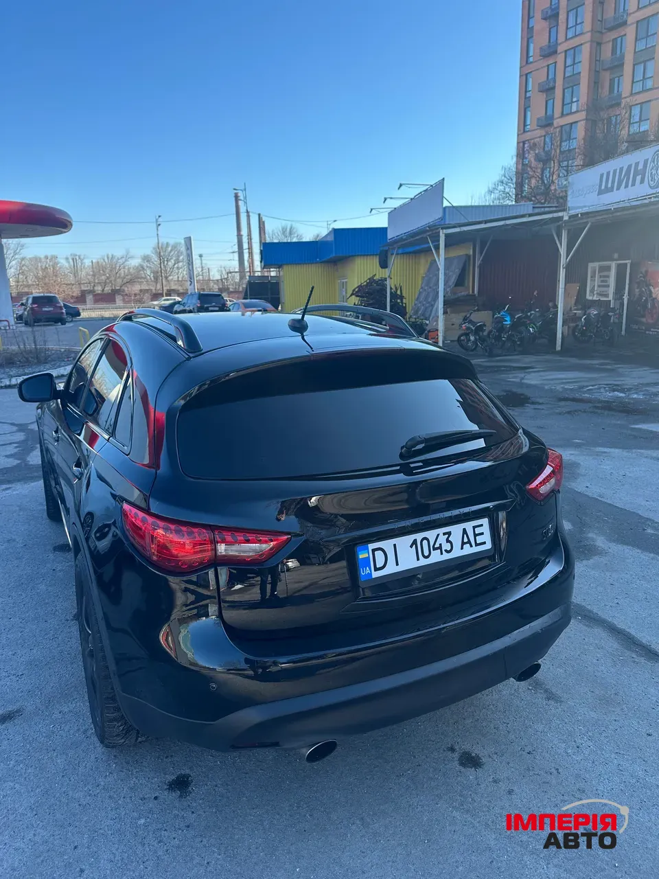 Infiniti FX - фото 8