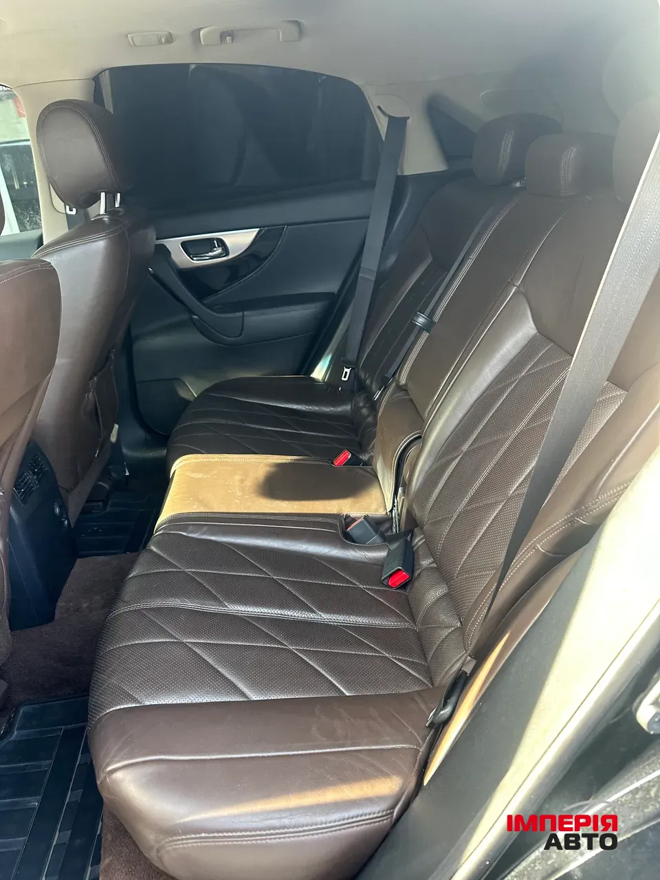 Infiniti FX - фото 20