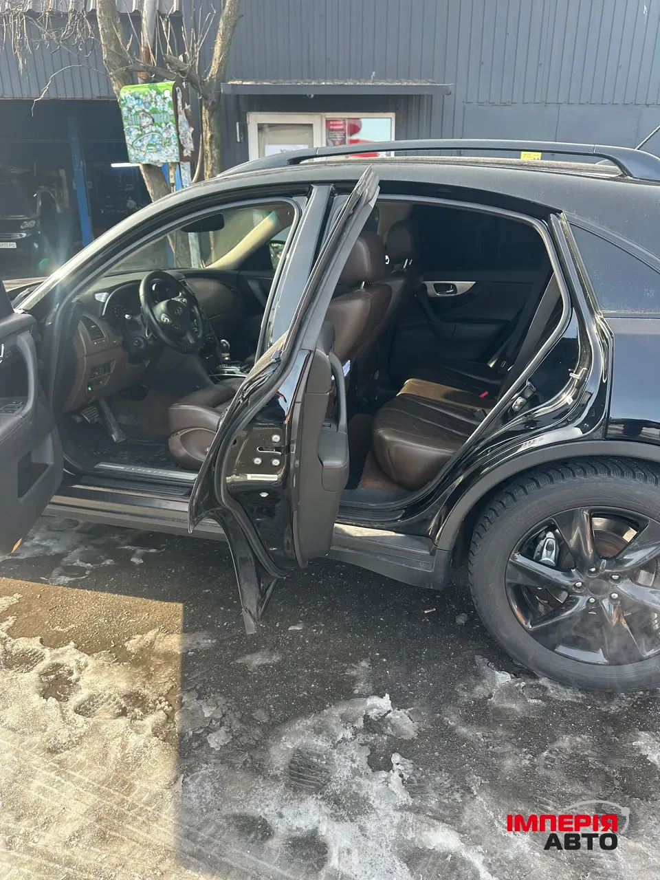 Infiniti FX - фото 14