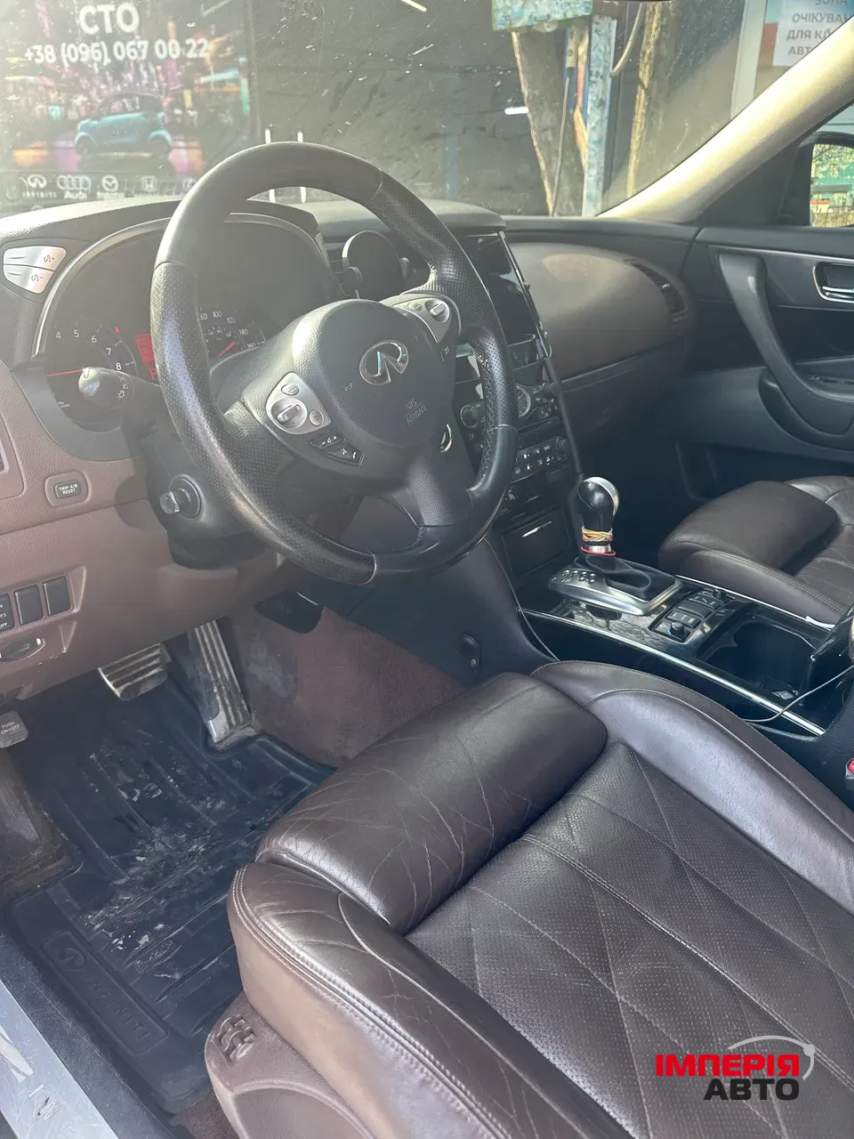 Infiniti FX - фото 23