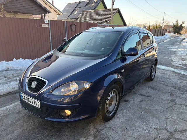 SEAT Altea XL - фото 1