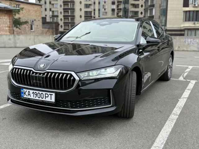 Skoda Superb - фото 4