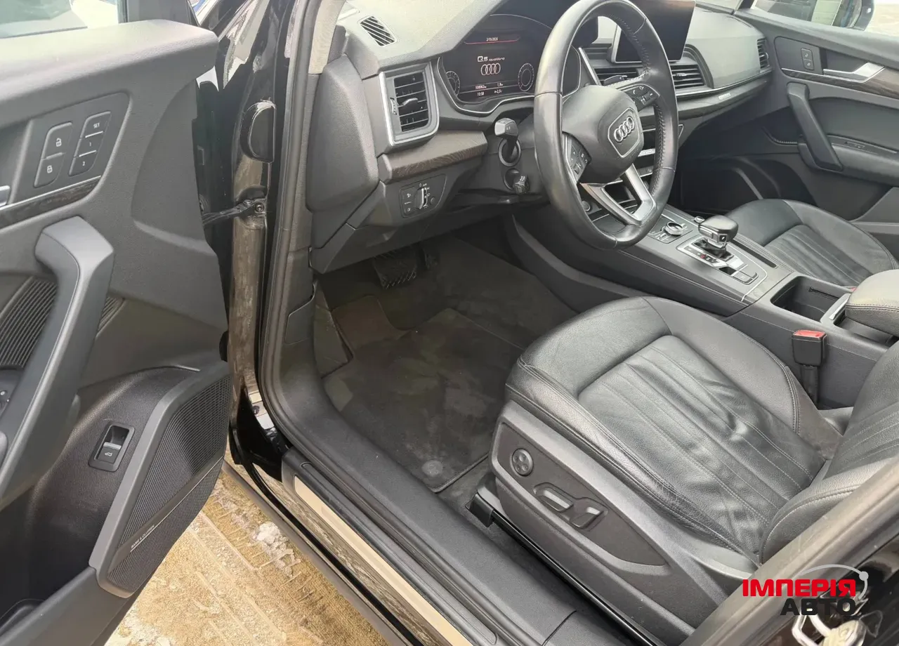 Audi Q5 - фото 8