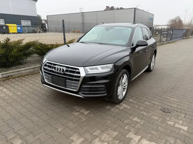 Audi Q5 - фото 1