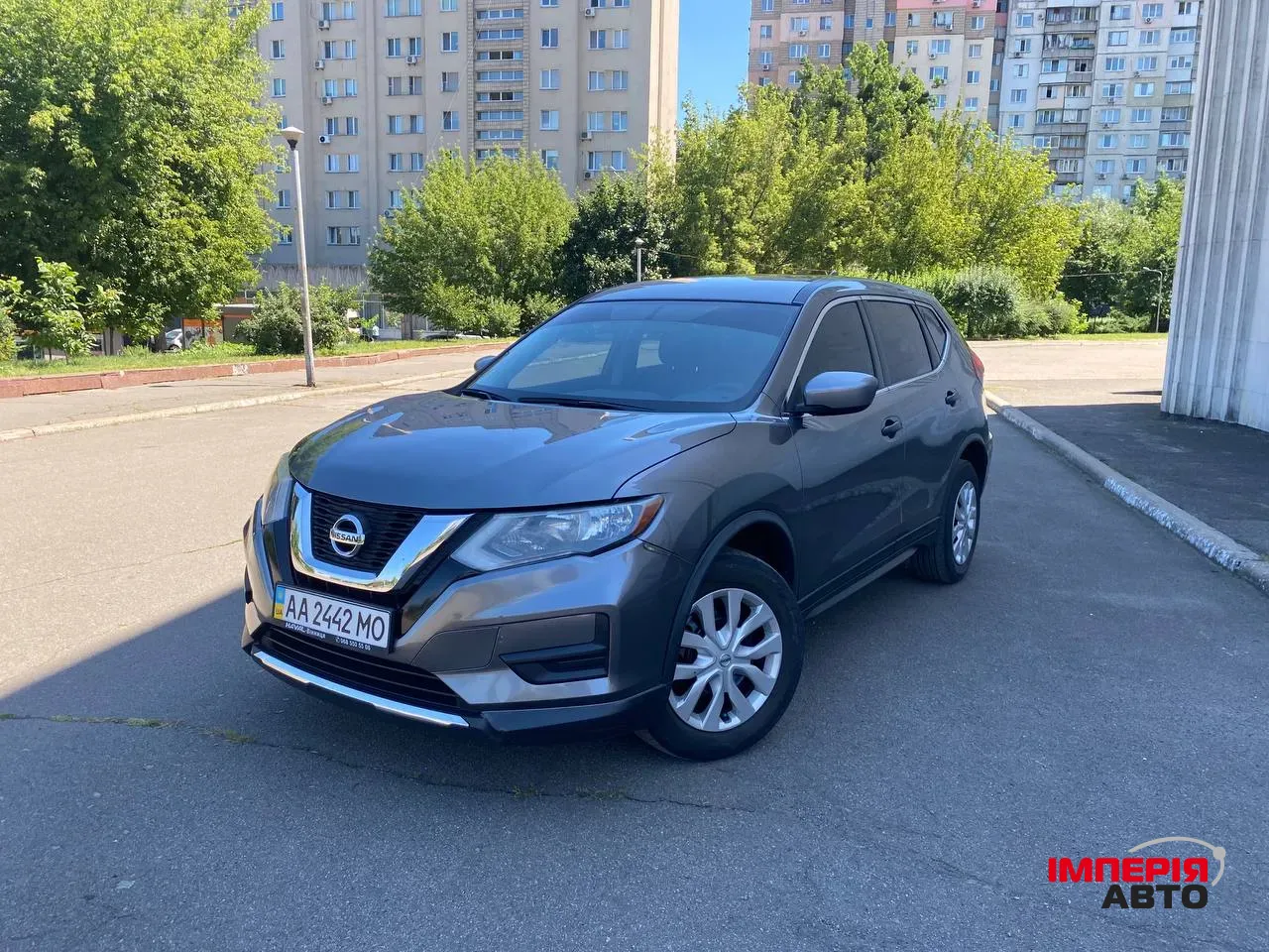 Nissan Rogue - фото 1
