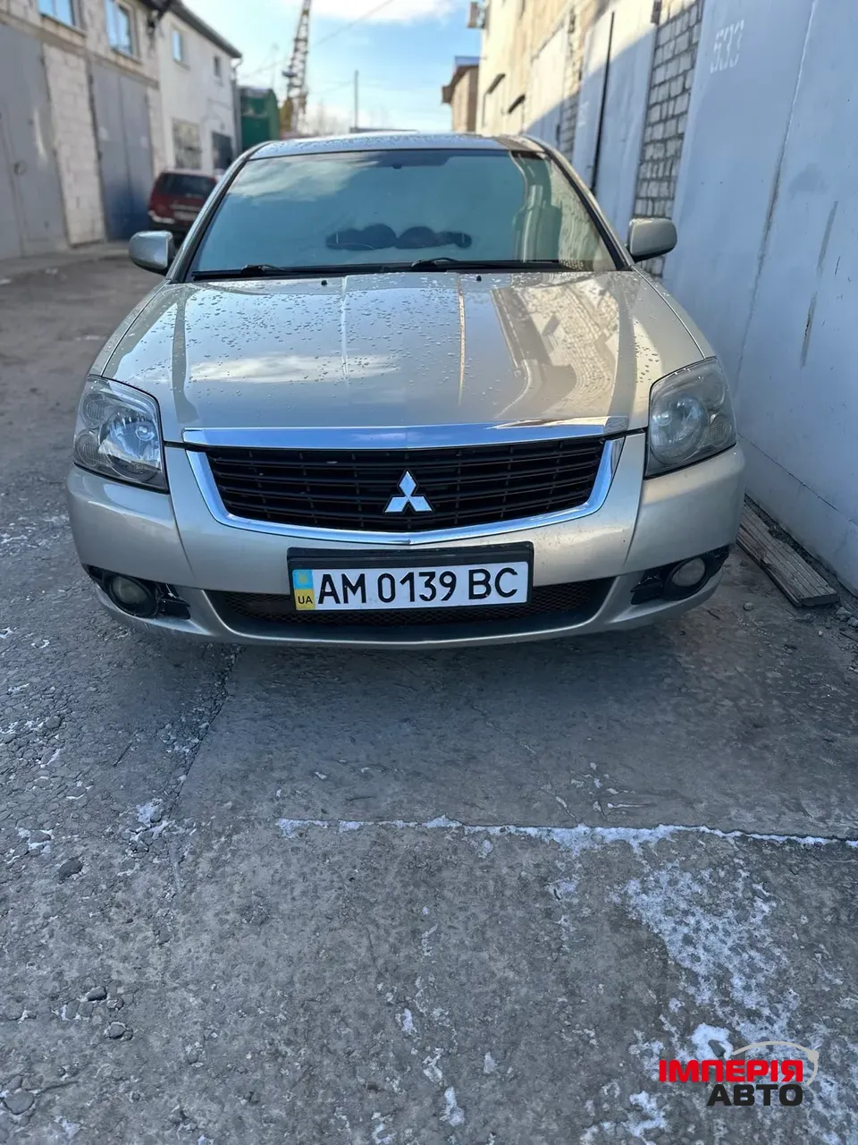 Mitsubishi Galant - фото 1