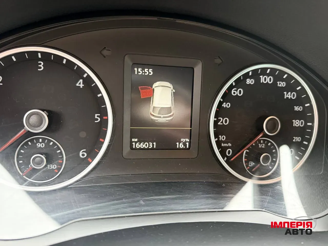 Volkswagen Tiguan - фото 13