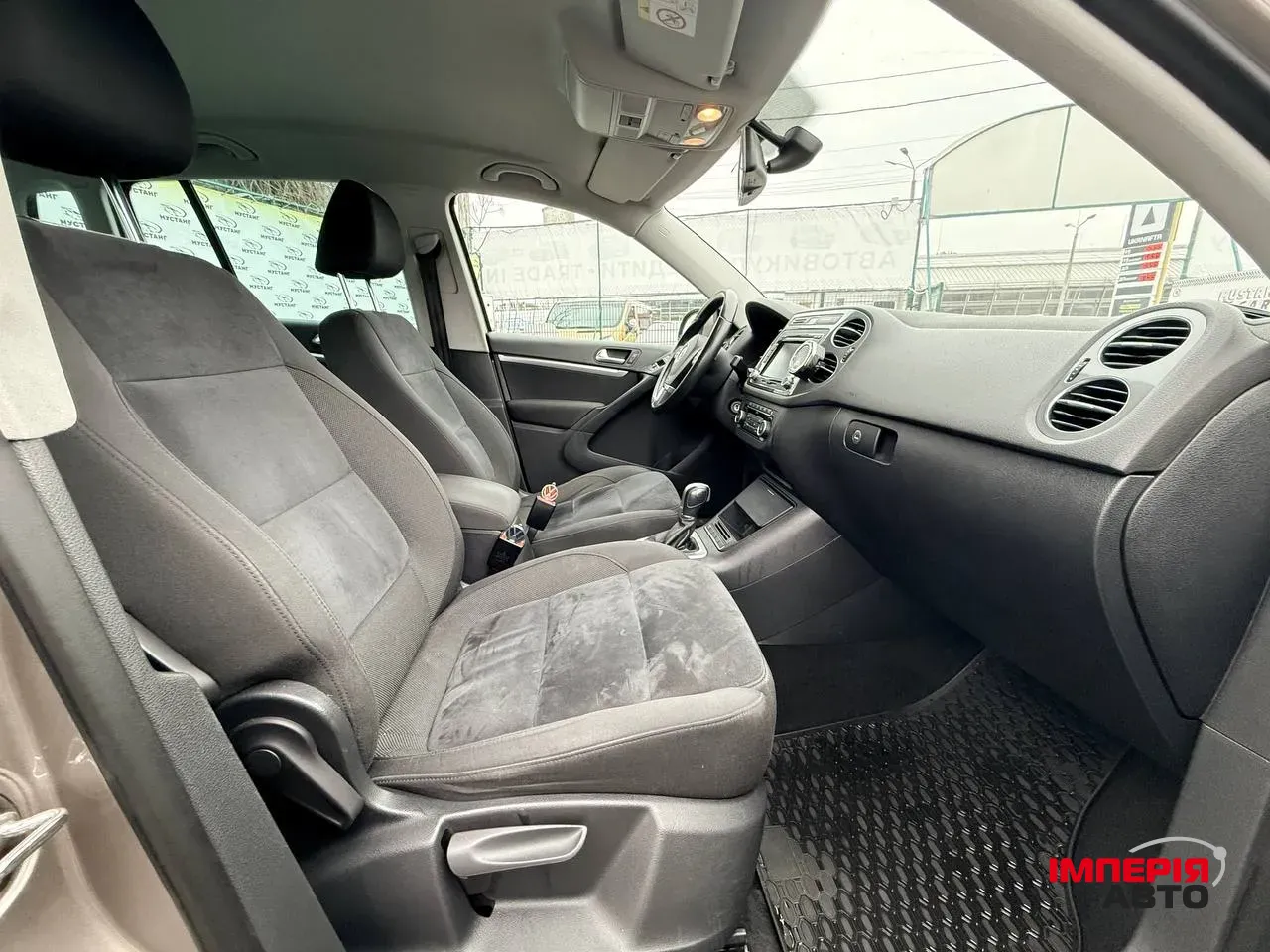 Volkswagen Tiguan - фото 22