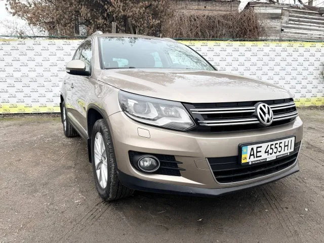 Volkswagen Tiguan - фото 4