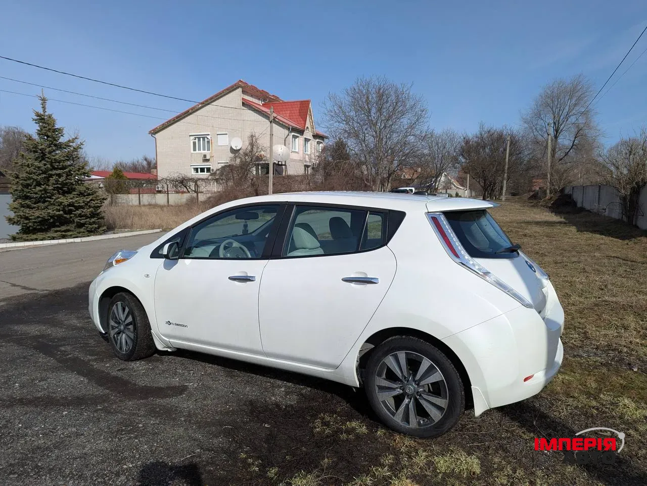 Nissan Leaf - фото 7