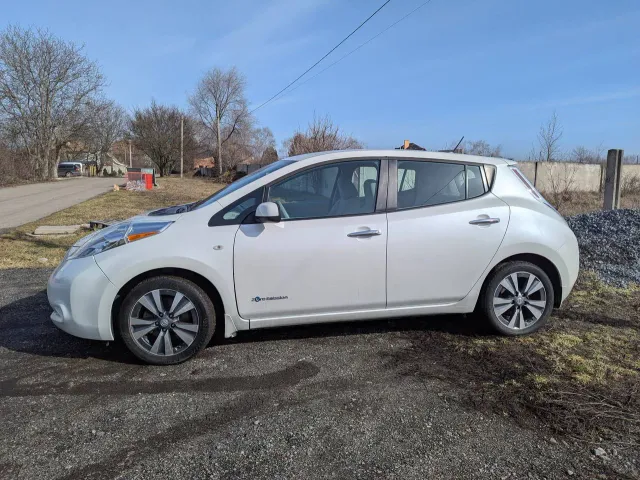 Nissan Leaf - фото 3