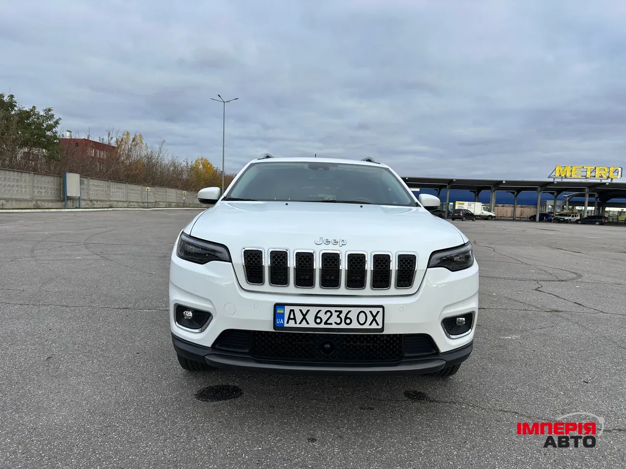 Jeep Cherokee - фото 5