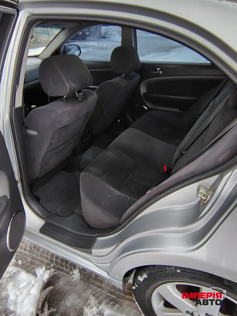 Chevrolet Epica - фото 9