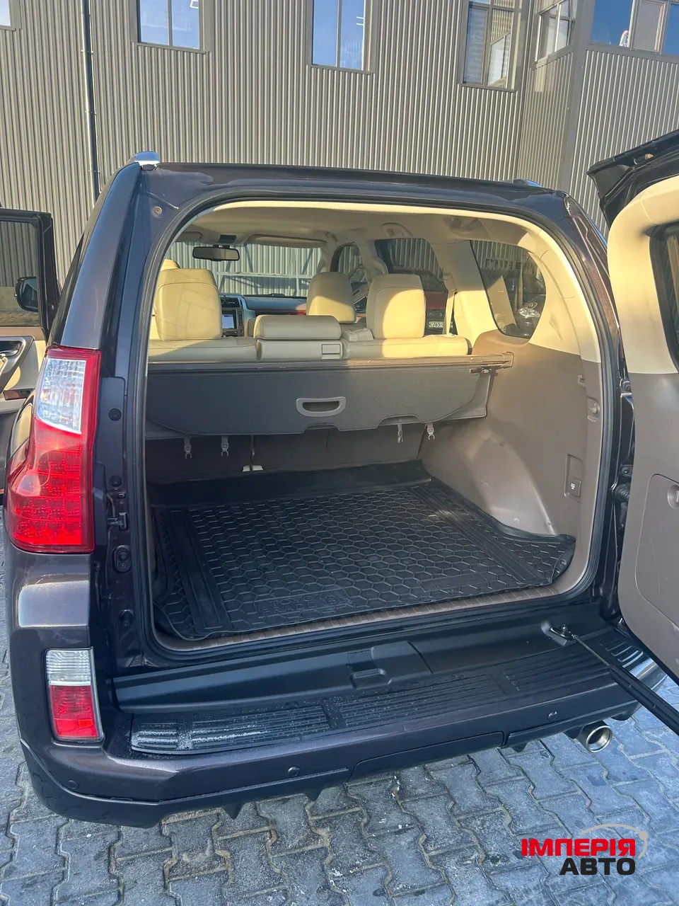 Lexus GX - фото 12