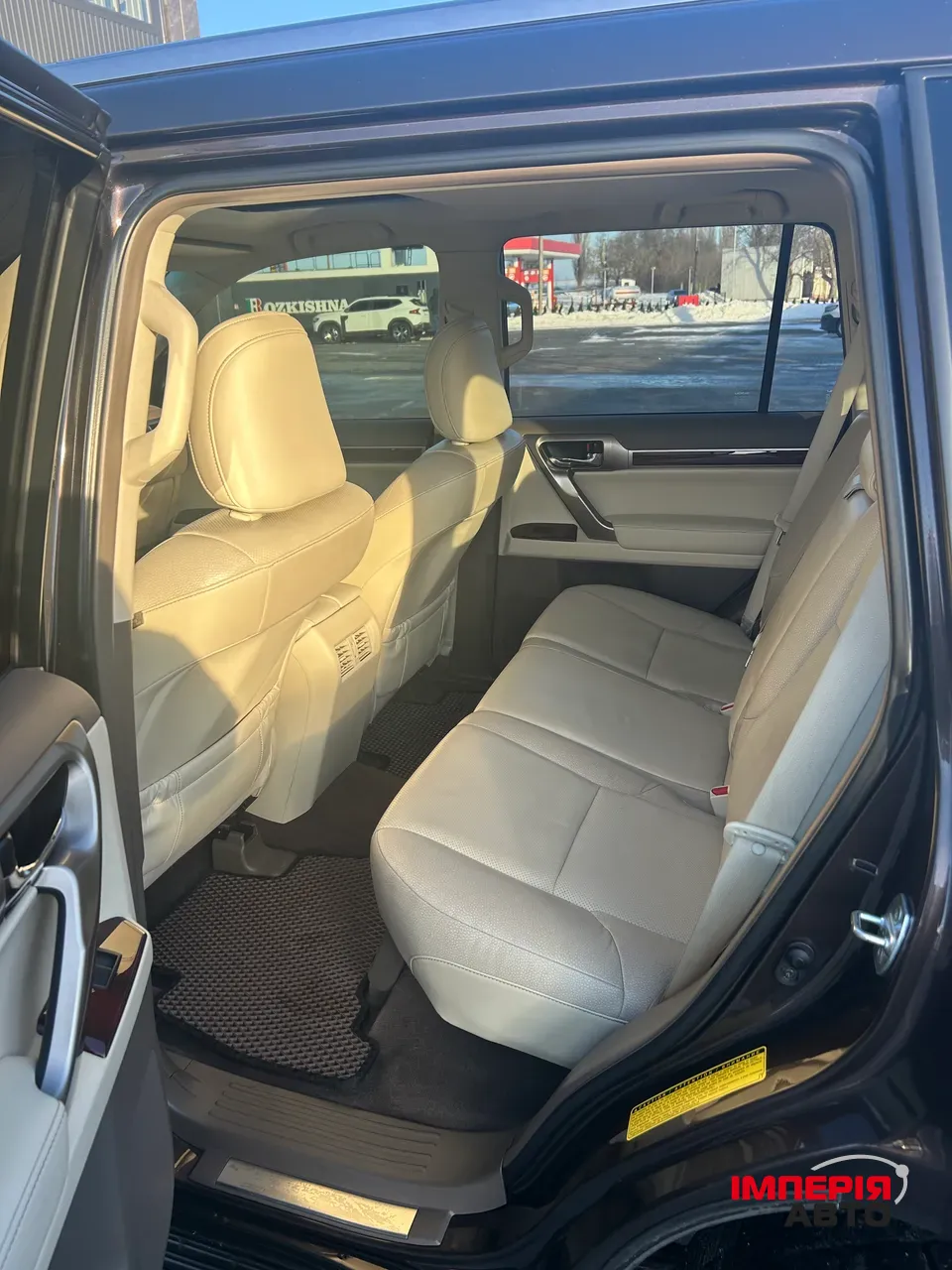 Lexus GX - фото 11