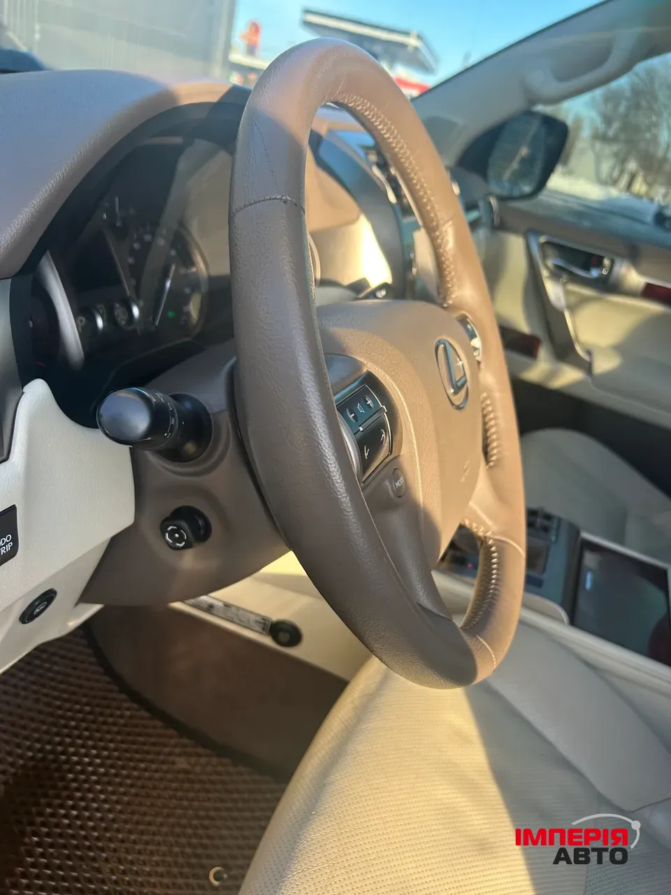 Lexus GX - фото 10