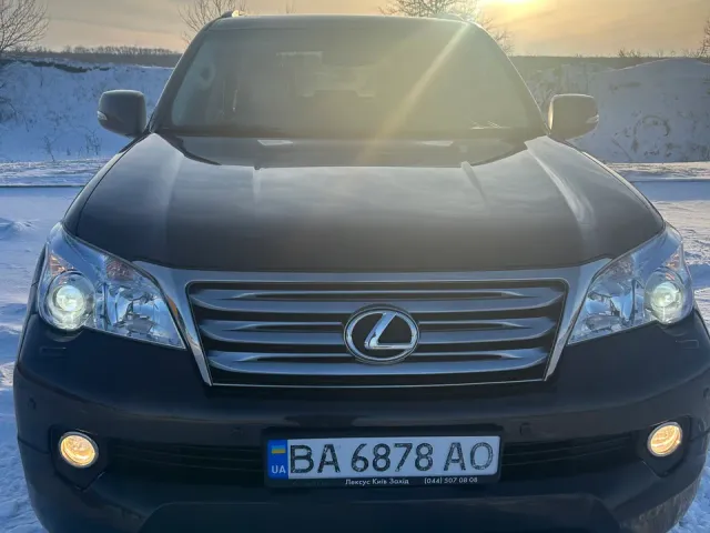 Lexus GX - фото 1
