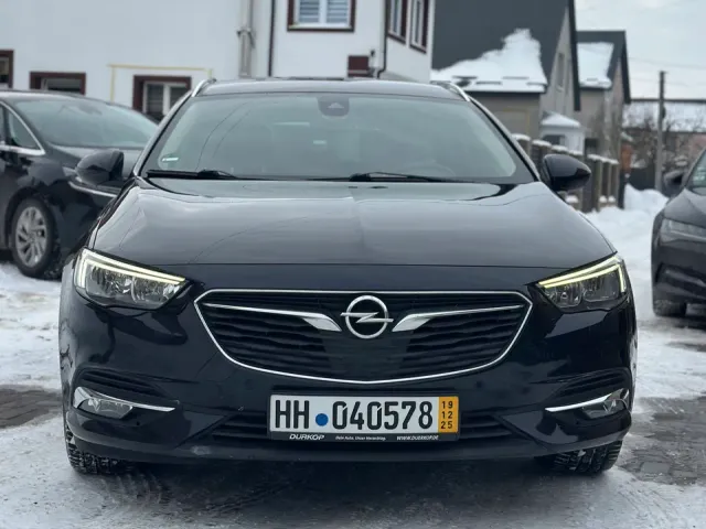 Opel Insignia - фото 3