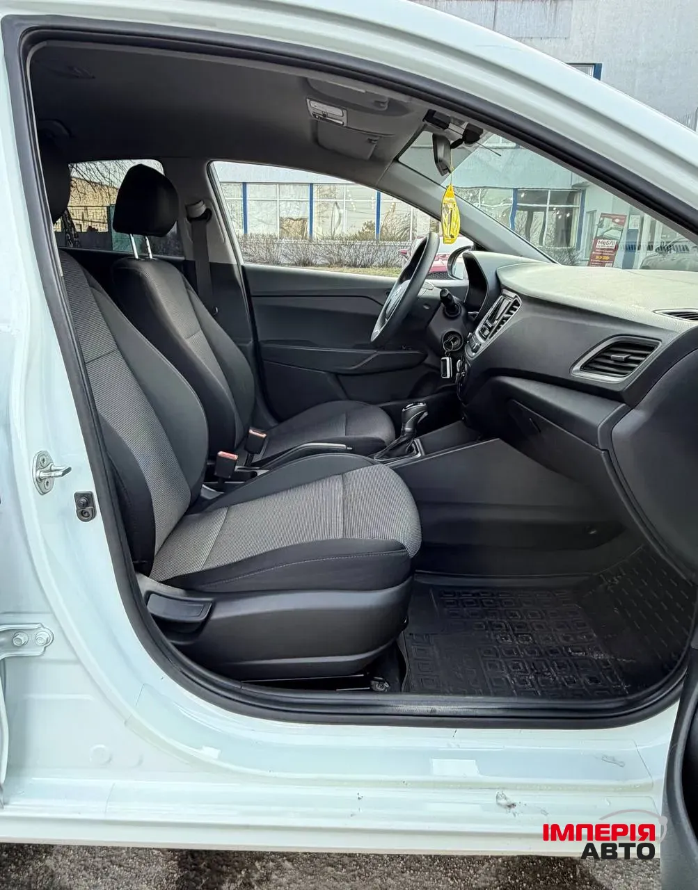 Hyundai Accent - фото 21