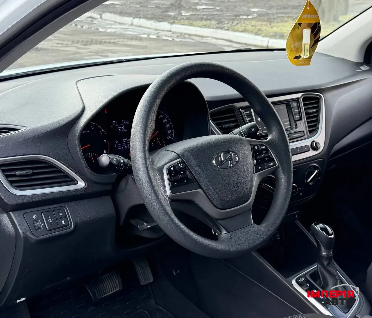 Hyundai Accent - фото 12