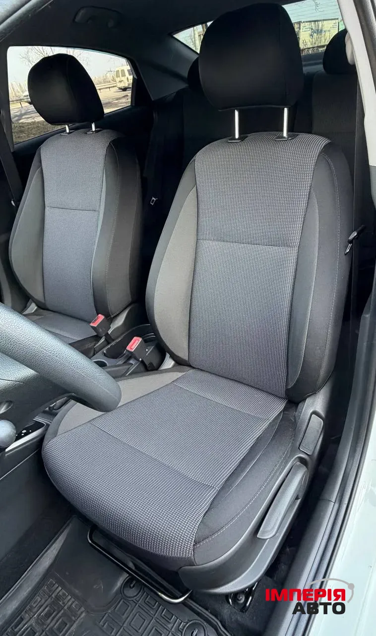 Hyundai Accent - фото 13