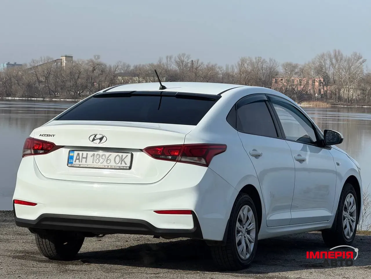 Hyundai Accent - фото 9