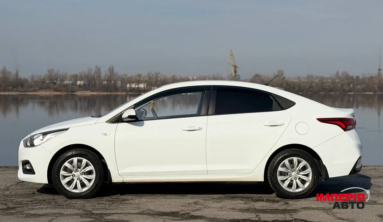 Hyundai Accent - фото 10