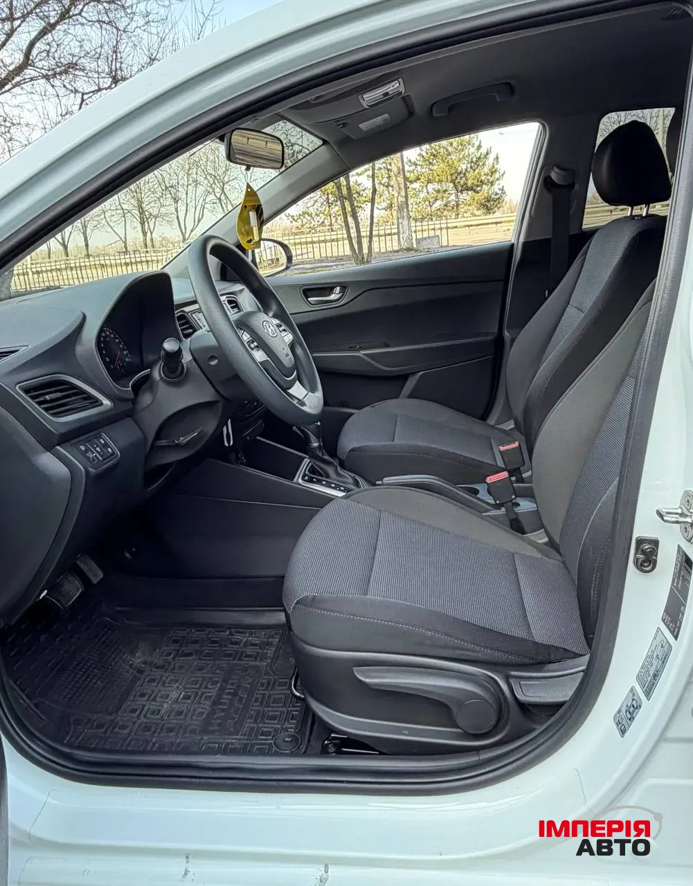 Hyundai Accent - фото 16