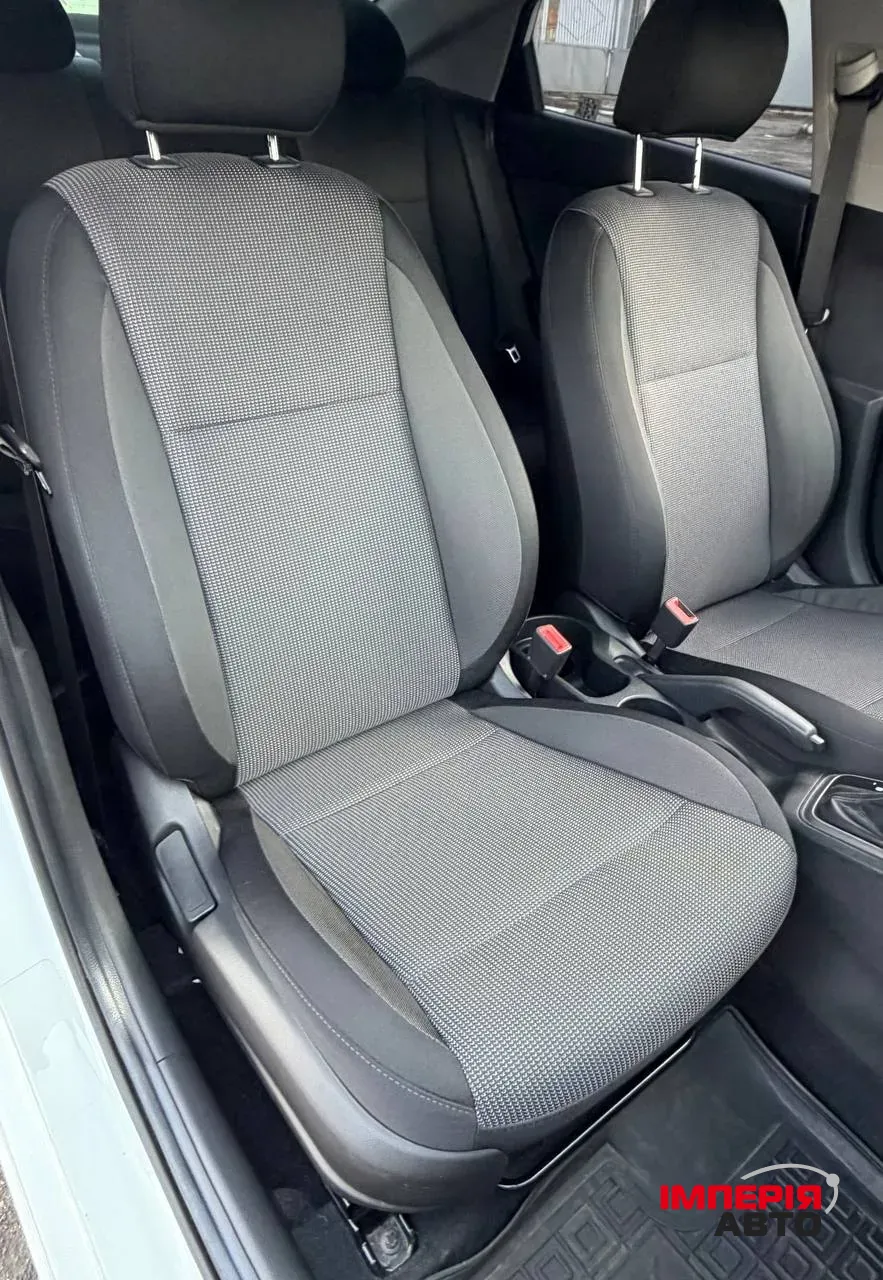 Hyundai Accent - фото 24